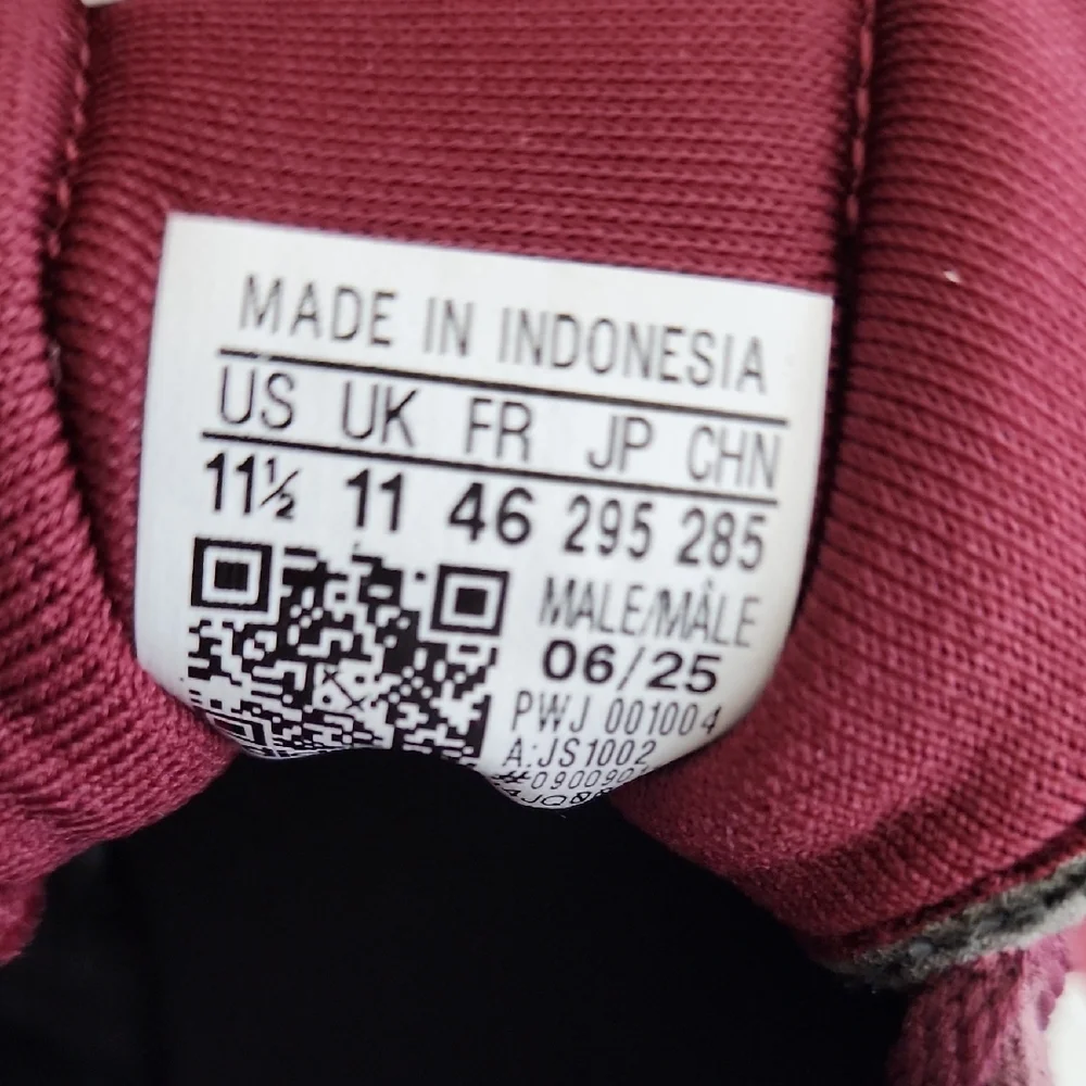 Adidas Men's Maroon and White Sneakers
